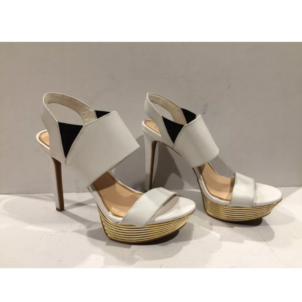 Jessica Simpson size 8.5